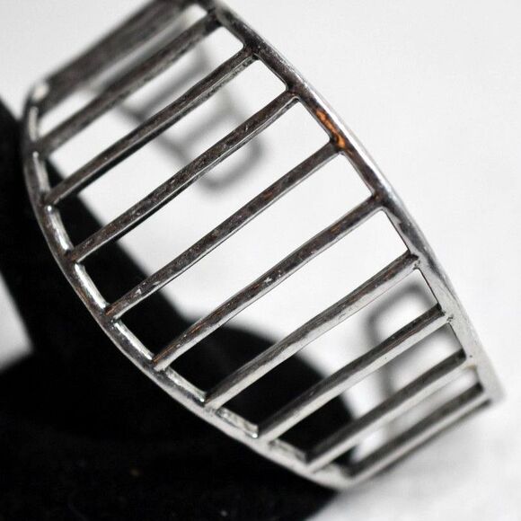 Lucky Brand Matted Silver Tone Multi Bar Unisex Cuff Very Gently Worn Bracelet - Picture 1 of 5